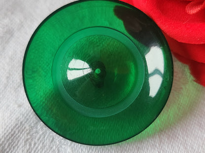 Gros bouton vintage vert transparent pied laiton 3,9 mm ref 1320