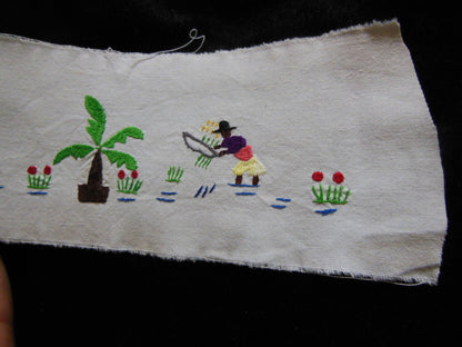 Broderie ancienne colorée personnage champs pour création récup incrustation B7