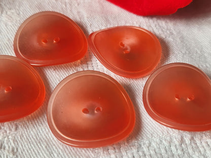 Lot 5 gros  boutons vintage rose courbé 2,6 cm ref 1536