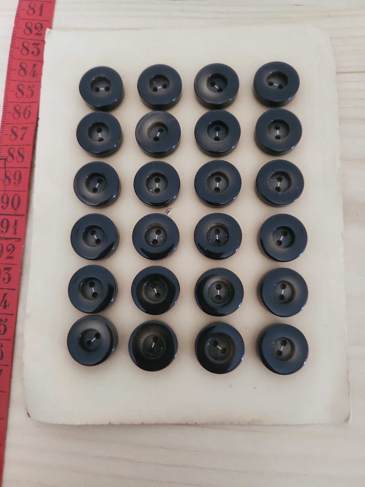Lot 10 plaques de boutons vintage anciens complétes n°6