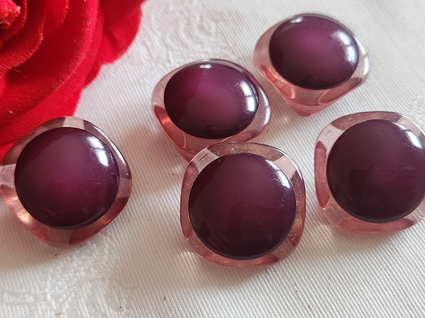 Lot 5 boutons vintage superbe violet pied 2 cm ou 20 mm ref 6391