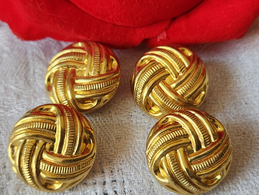 Lot 4 boutons vintage en metal doré bombé leger 1,8 cm ref 6082