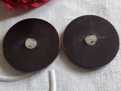 Duo gros boutons  anciens violet vintage  sur pied 3,6 cm  ref 2803