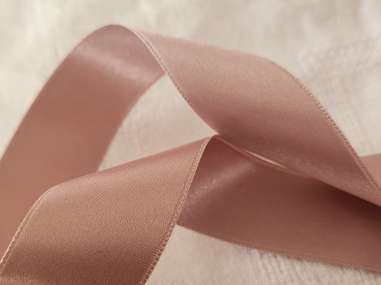 Ruban satin luxe double face 2 mètres 70 sur 2,5 cm rose superbe qualité  T1-21