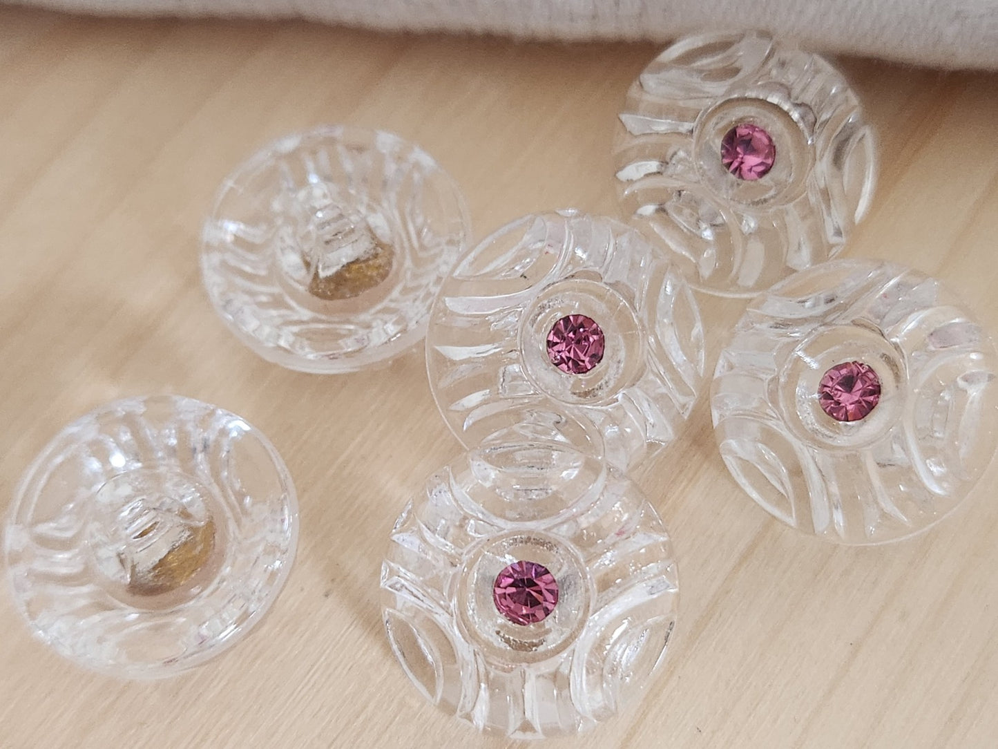 Lot 6 boutons vintage en verre transparent strass rose ou  1,7 cm ref 6356