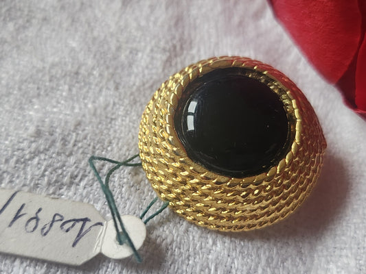 Gros bouton vintage en métal doré  bombé pied 2,6 cm lourd G16O