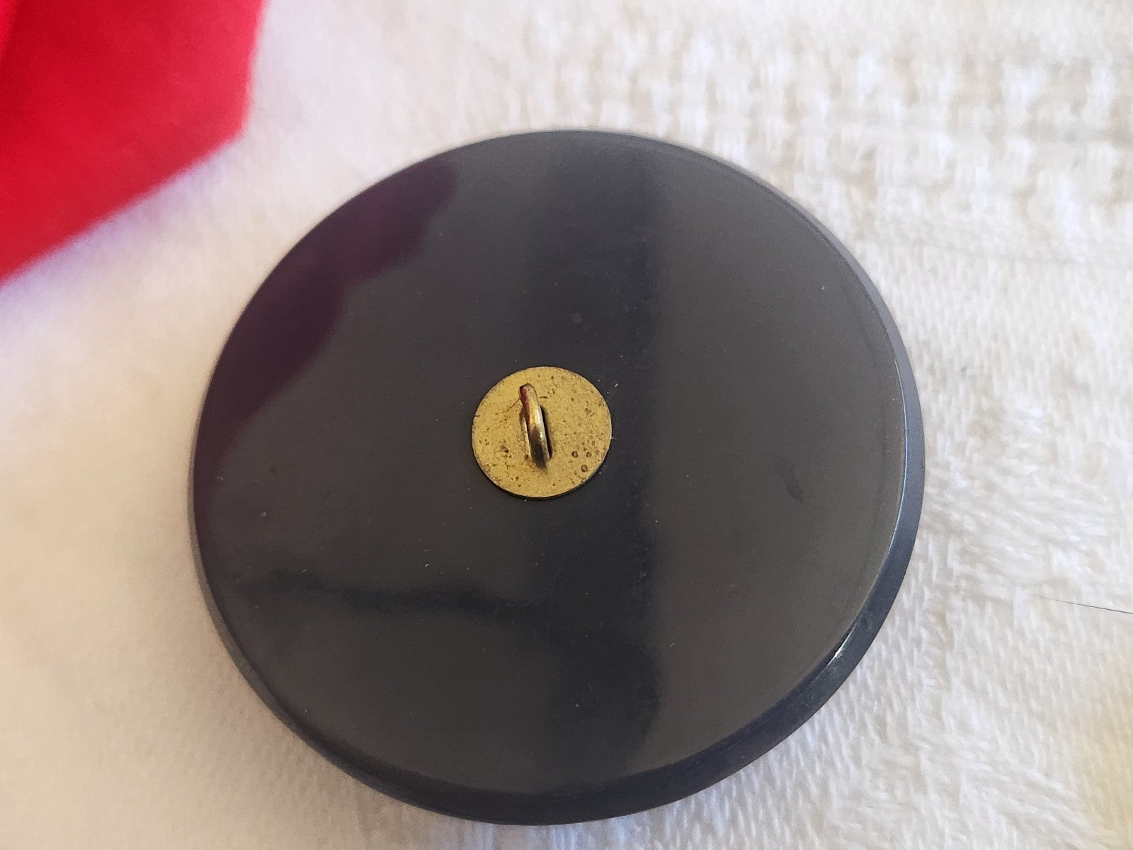 Collection gros bouton coeur cuir bleu monture resine 3,7 cm ref 2858