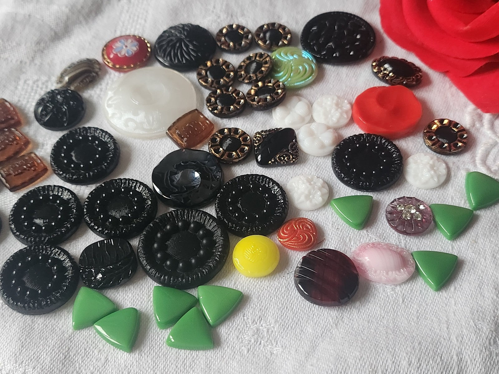 Lot 50 cabochons anciens en verre vintage panaché N°4  T2