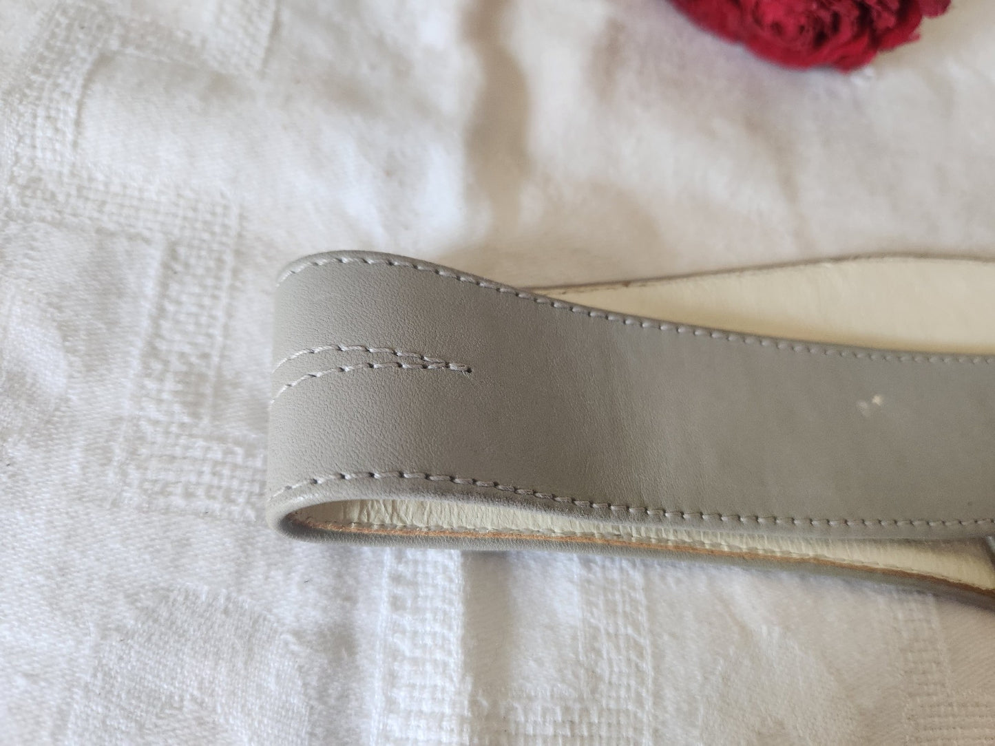 Ceinture ancienne vintage grise large  69 cm à 70 cm A4