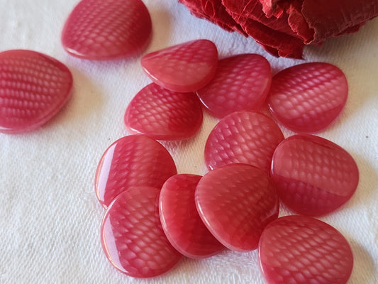 Lot 13 boutons vintage à pied rose quadrillé 1,7 cm (11) et 2,3 cm (2) ref 5069