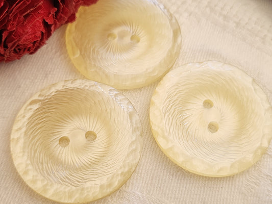 Trio gros boutons vintage blanc créme lumineux texturé 3,3 cm ref 0072