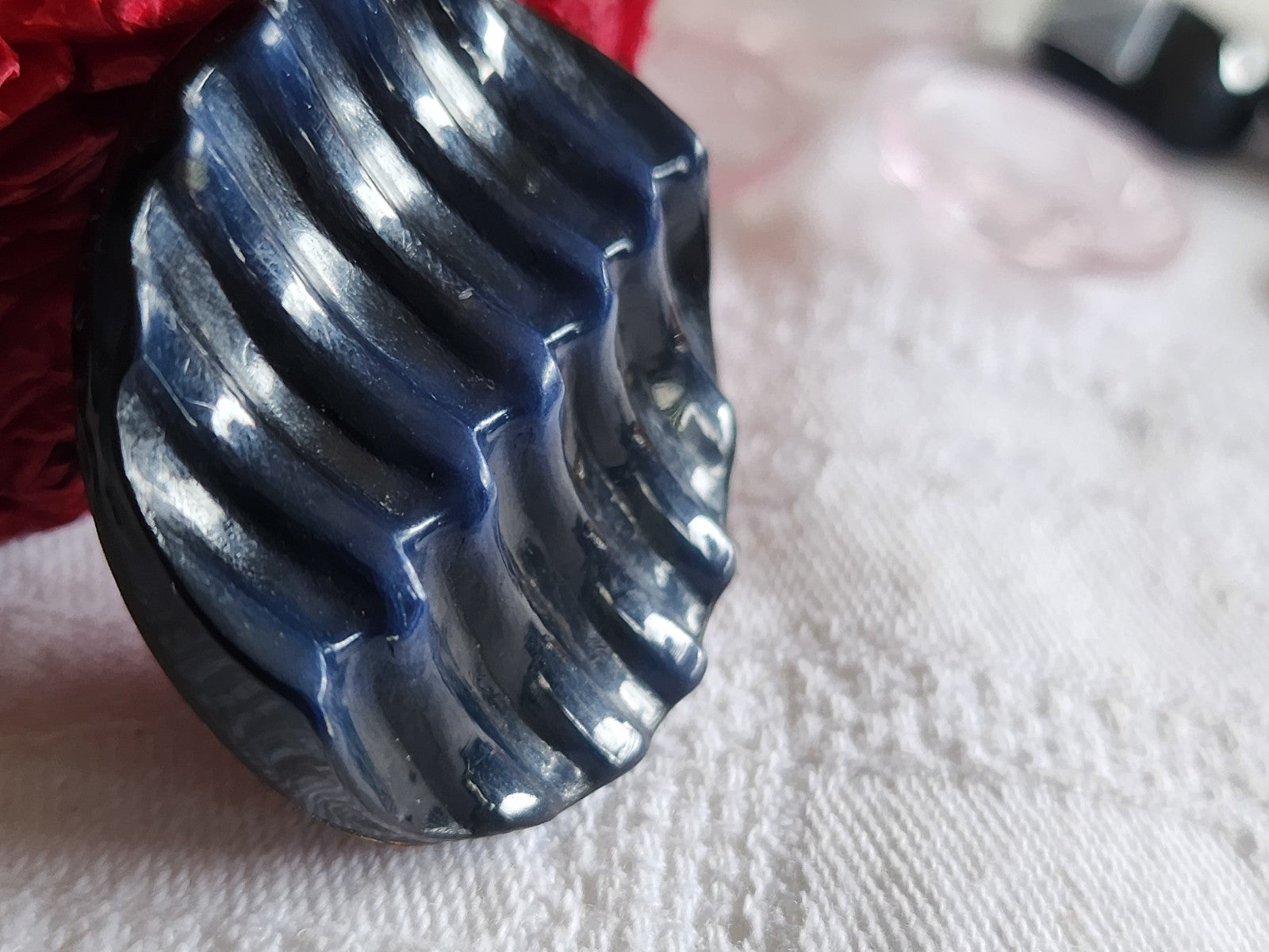 Gros bouton ancien en celluloïd bleu superbe pied 3,8 cm ref 1179