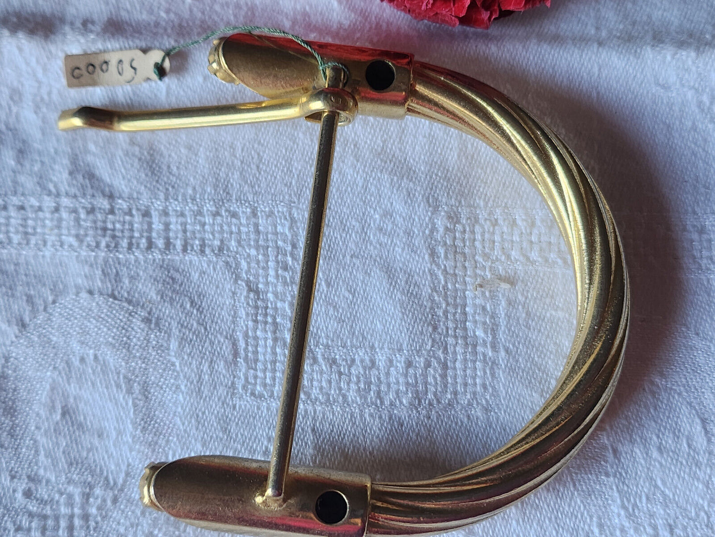 Enorme et lourde boucle de ceinture ancienne doré strass 7,5 sur 8,2 cm T14