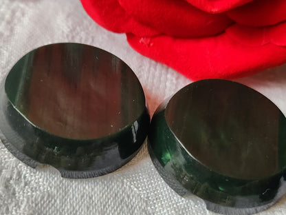 Duo gros boutons vintage vert éoais pied plat 3,6 cm ref 2283