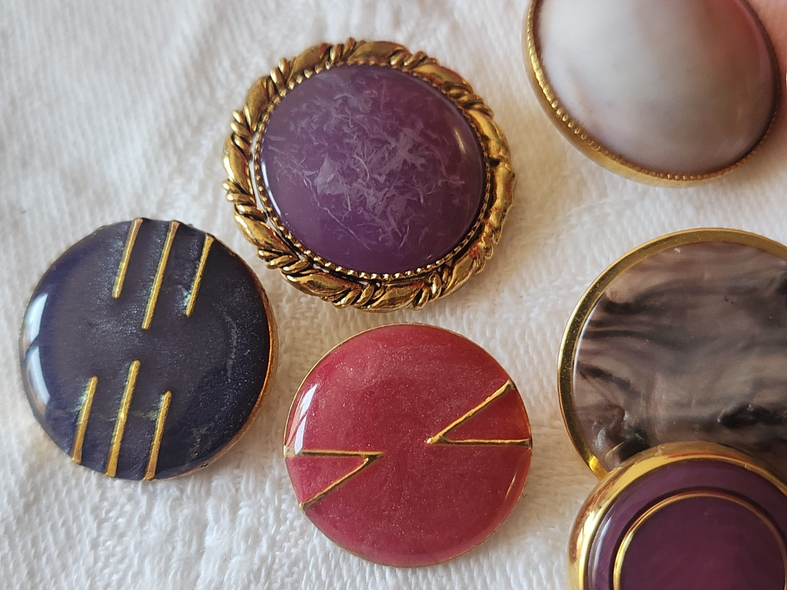 Lot 11 boutons vintage en métal violet rose panaché 1,2 à 2,3 cm ref 6063