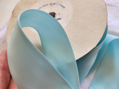 Ruban ancien nylon large vintage bleu  2 mètres / 3,8 cm modiste chapeau B5 n°20