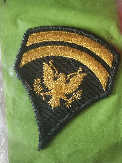 Ancien patch vintage thermocollant armée broderie customisation 