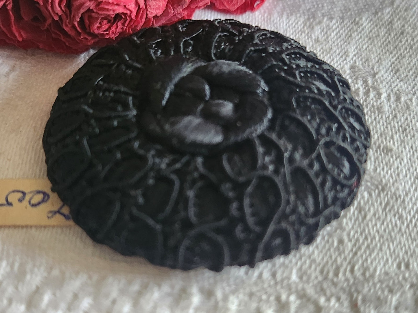 Enorme bouton ancien en passementerie noir superbe 4,3 cm ref 6090