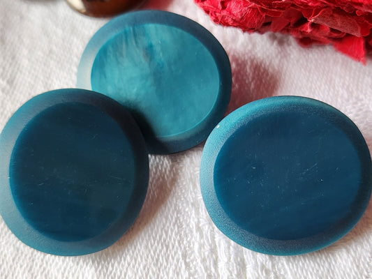 Trio boutons vintage bleu ovale pied mat lumineux 2,4 sur 2,6 cm ref 3221