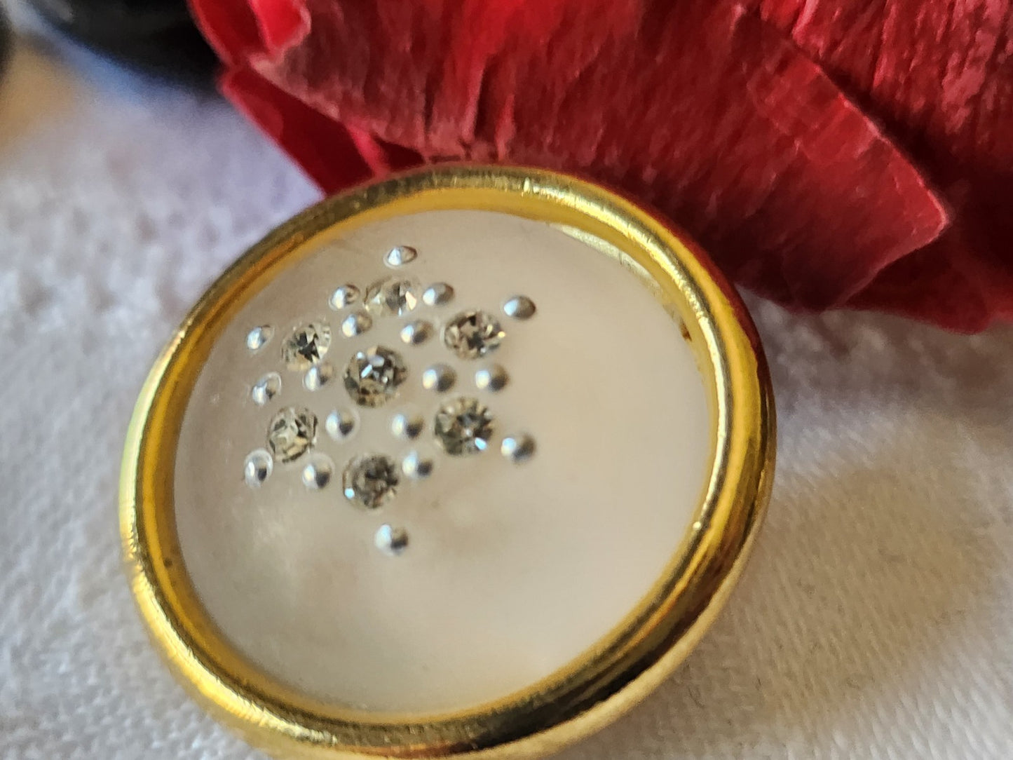 Bouton vintage bombé metal strass 2,2 cm ou 22 mm pied bijoux ref 6302