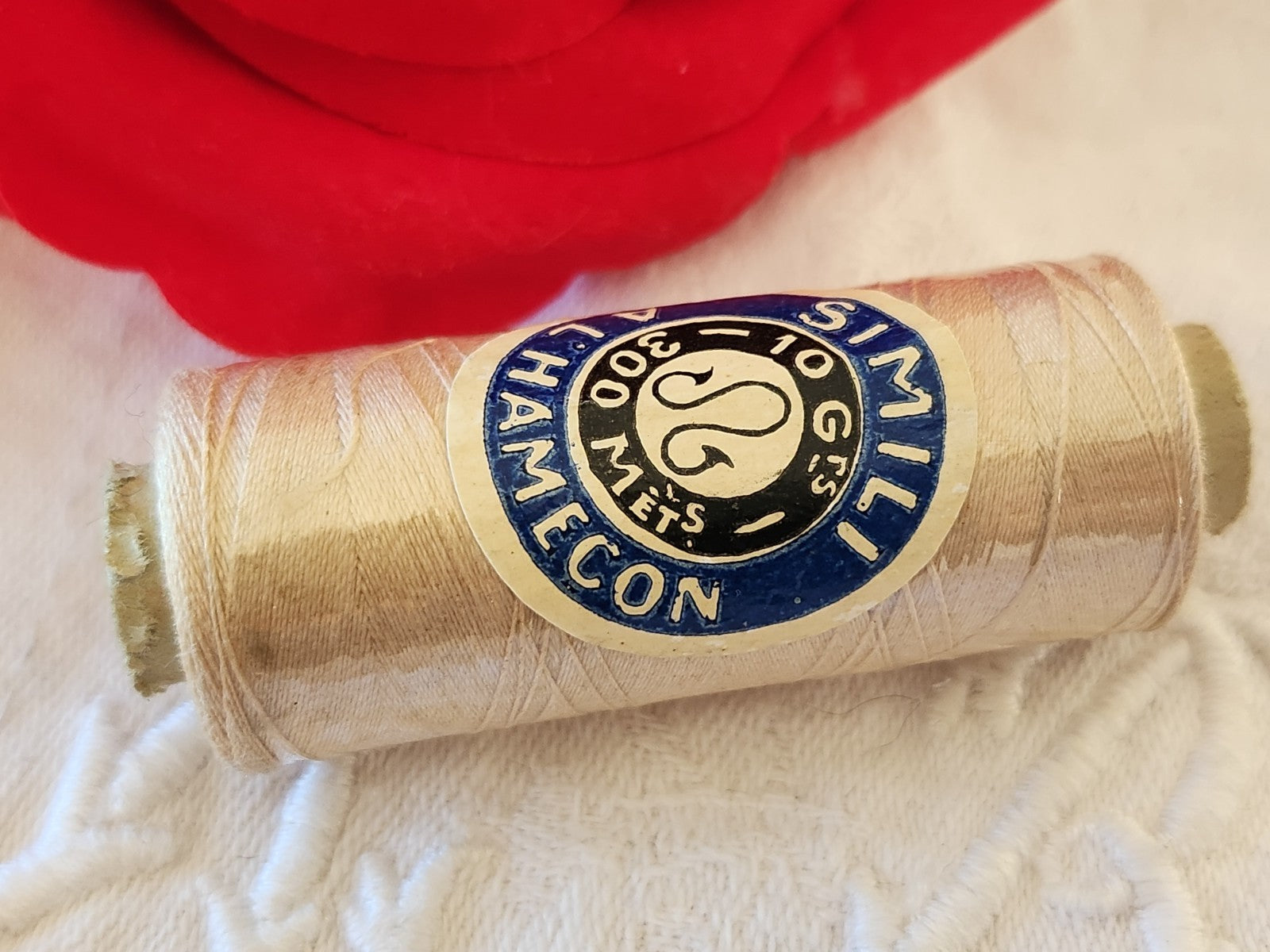 Bobine ancienne fil beige 300 mètres couture mercerie ancien simili a l'hamecon