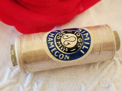 Bobine ancienne fil beige 300 mètres couture mercerie ancien simili a l'hamecon