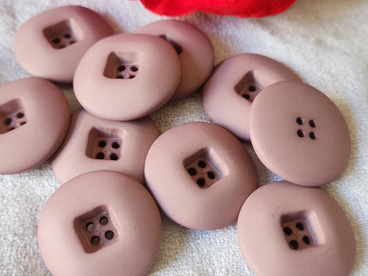 Lot 7 gros boutons vintage rose /lilas mat 2,5 cm trous ref 6125