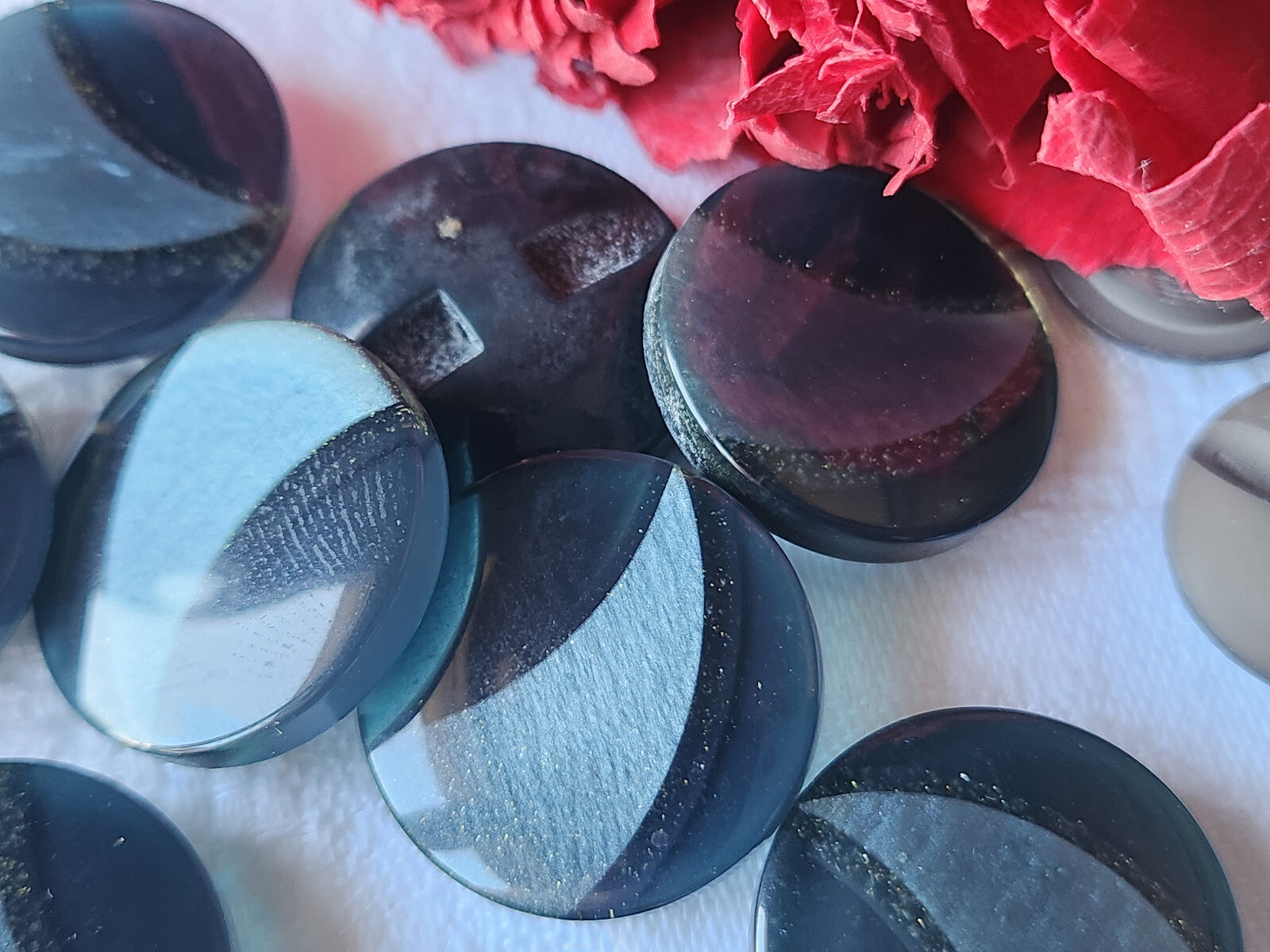 Lot 5 boutons vintage bleu inclusion filet paillette pied 2,1 cm ref 405