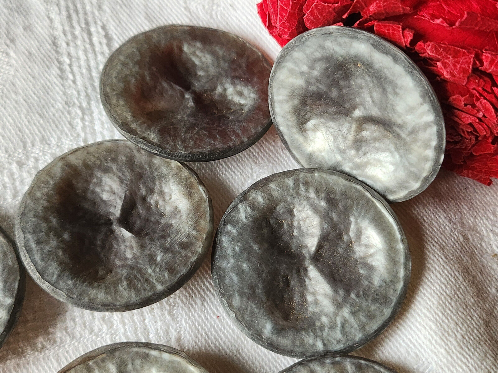 Lot 6 gros boutons vintage gris effet martelé  pied 3,3 cm manteaux ref 864