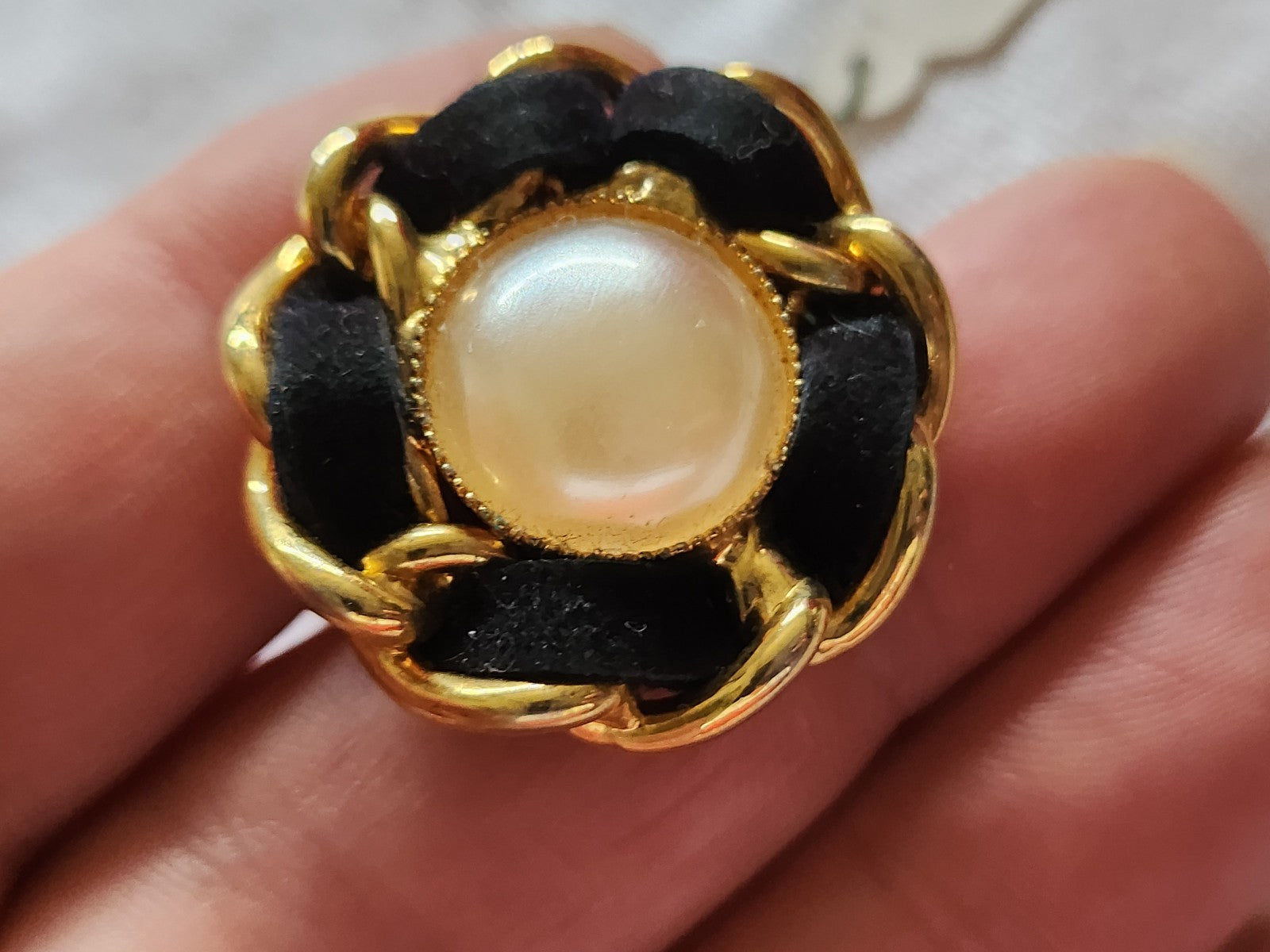 Collection boutonvintage en métal doré perlé ruban 2,9 cm D17H
