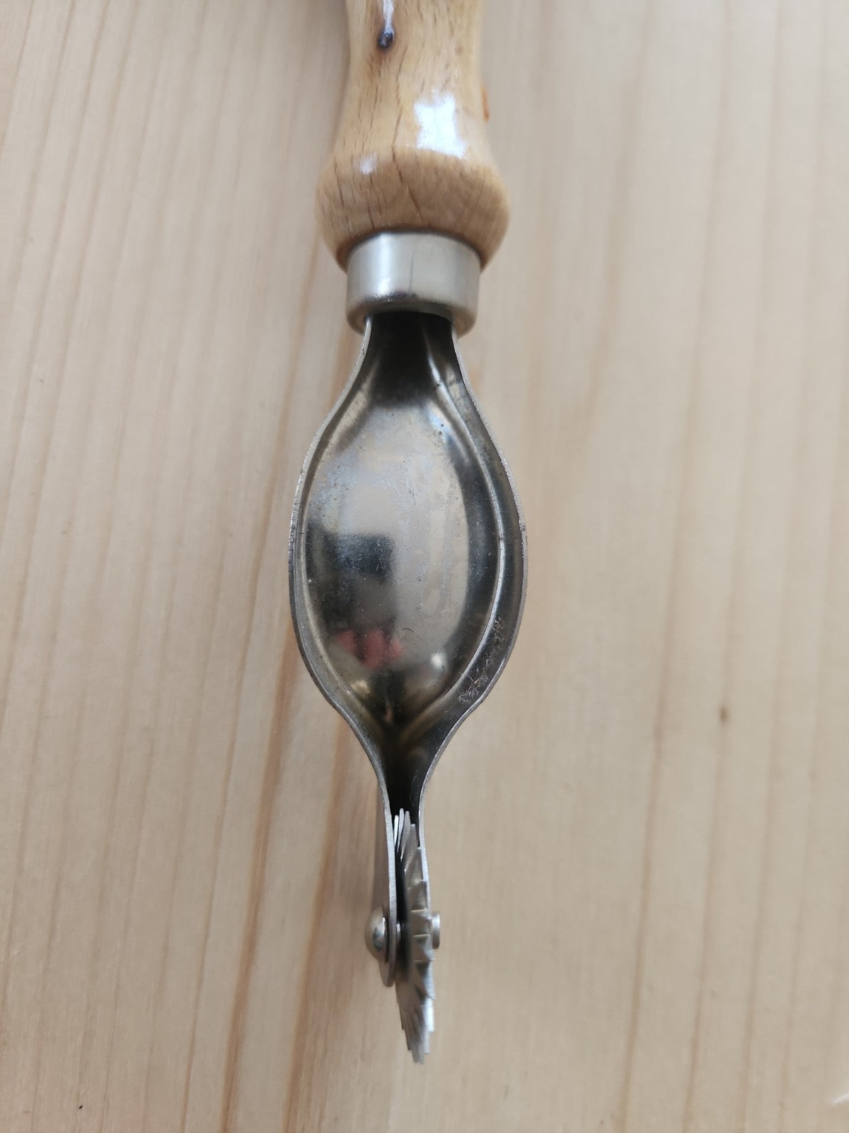 Roulette neuve vintage à patron roue ancienne bois  T1