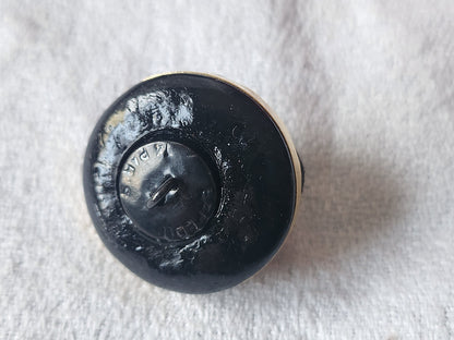 Gros bouton en résine et passementerie ancien vintage 2,4 cm D16G