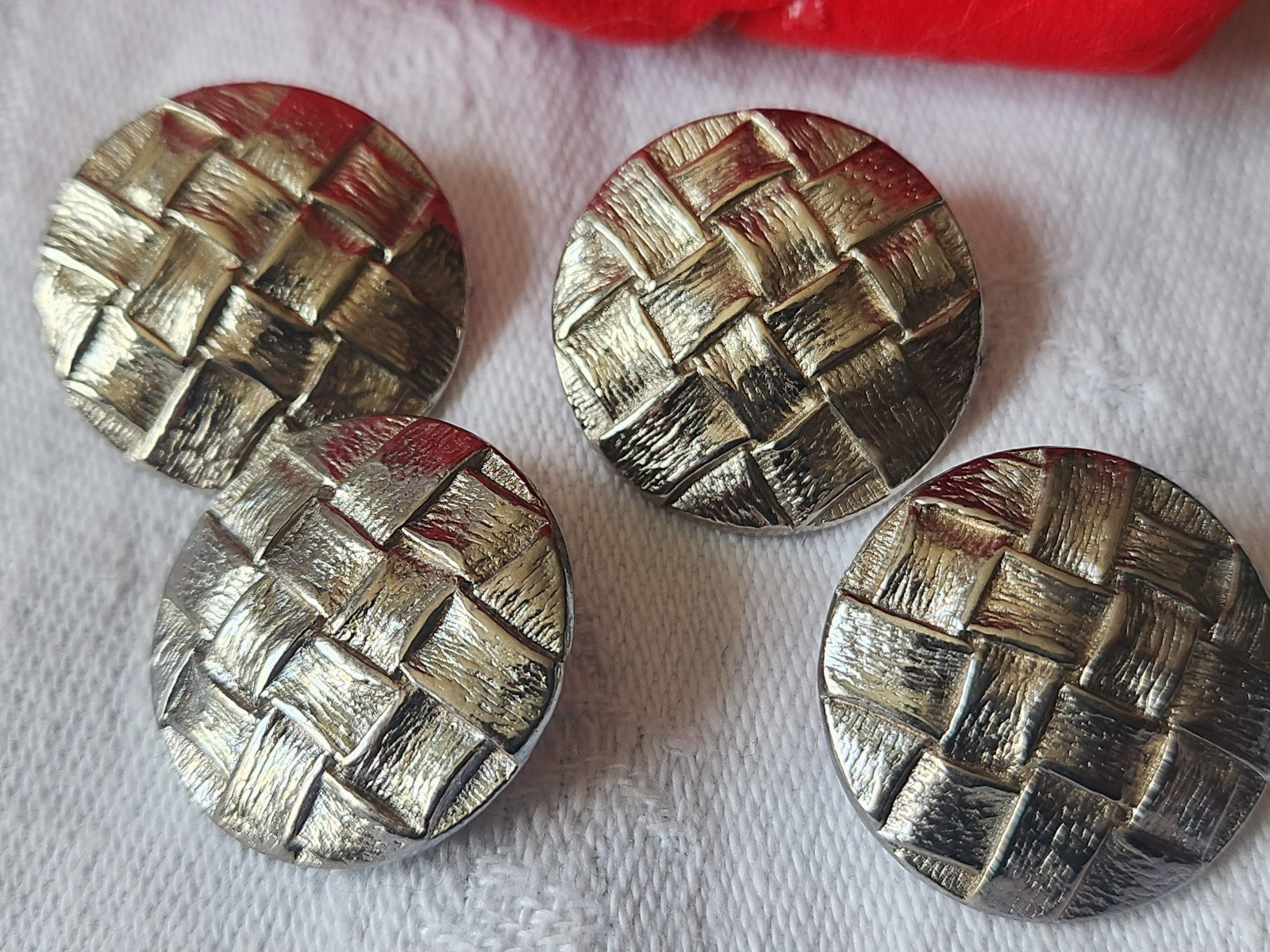 Lot 4 boutons vintage métal argenté  à pied 2,2 cm ref 2234