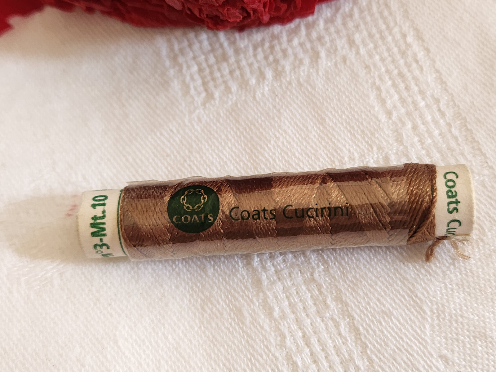 Bobine ancienne pur fil de soie vintage marron broderie n°214 T5