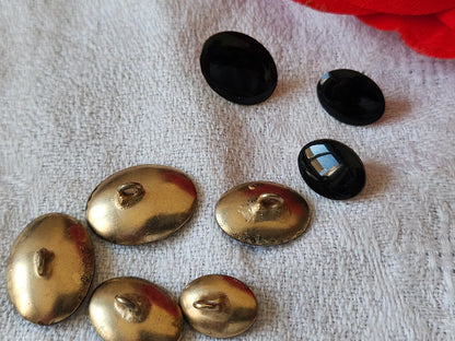 Lot 8 boutons vintage métal noir panaché 0,9 sur 1,2 à 1,2 sur 1,8 cm ref 6008