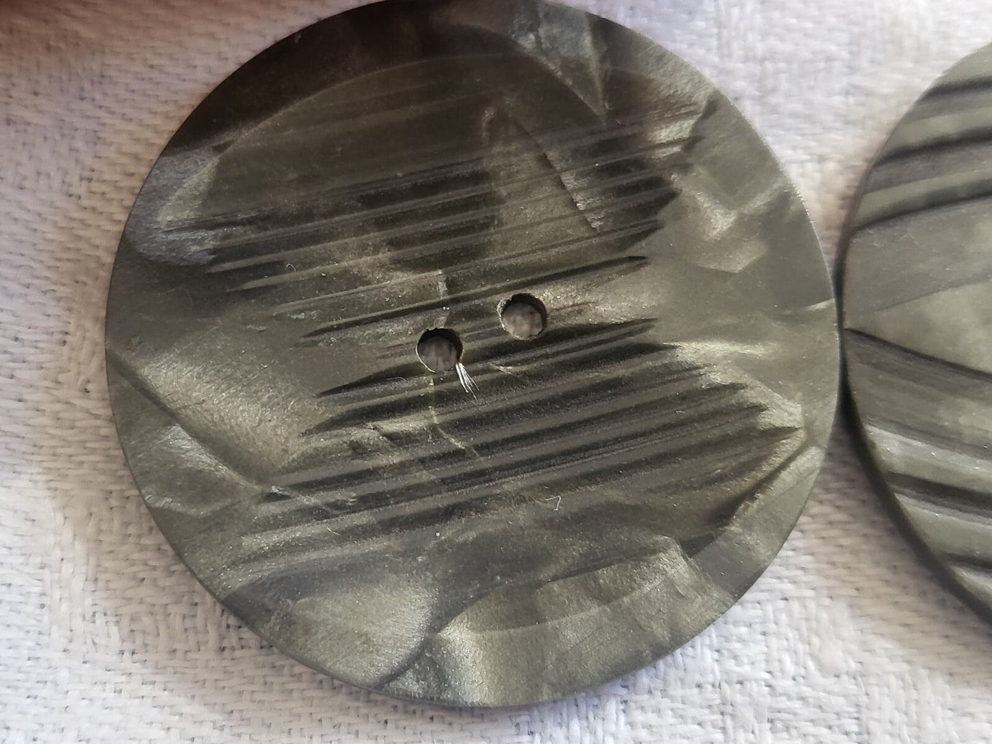 Duo boutons anciens art deco gris jaspé diamètre 3,1 cm G12C