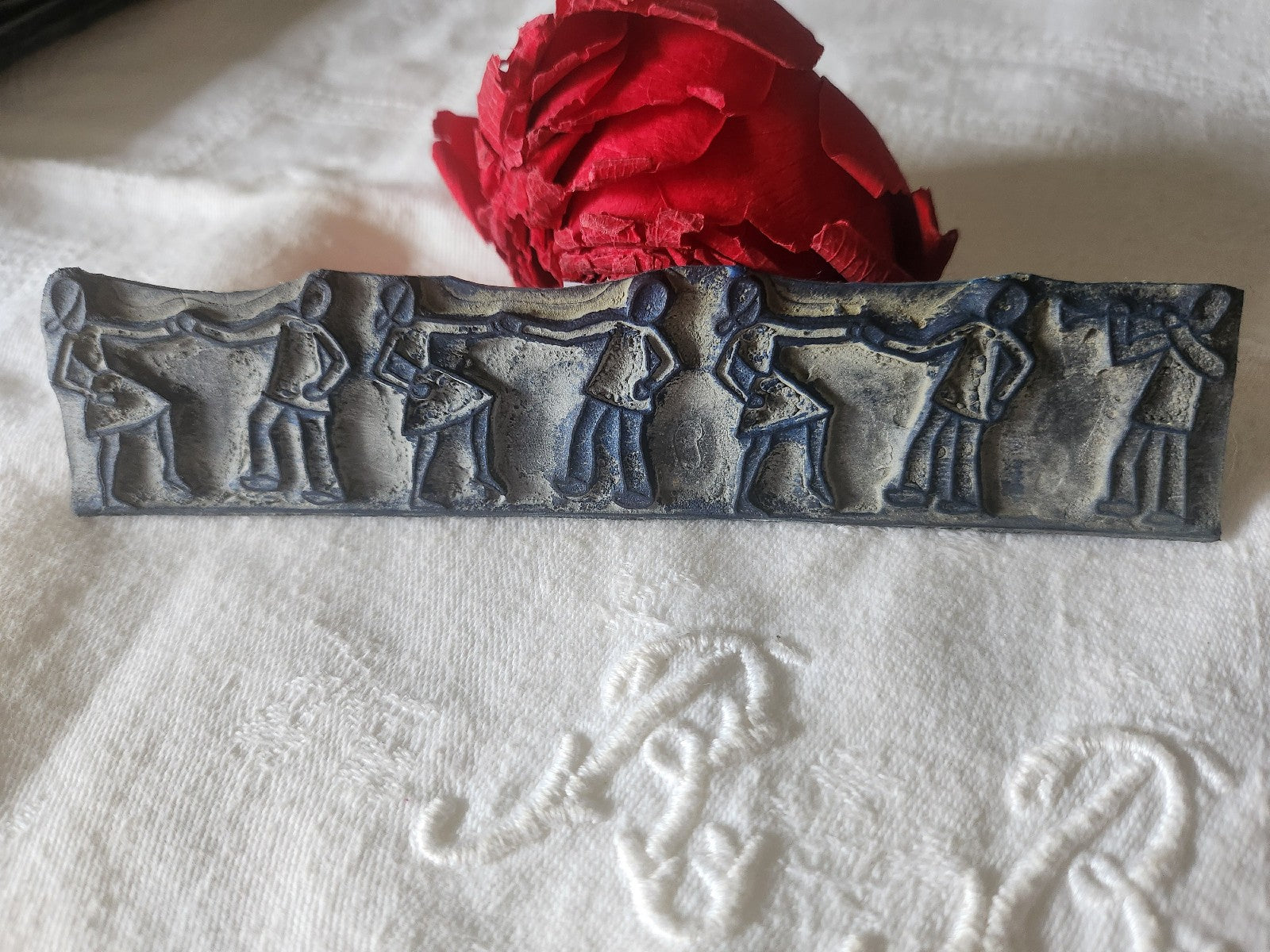 Tampon ancien sans support frise broderie collection bal danse fete   n°33-2