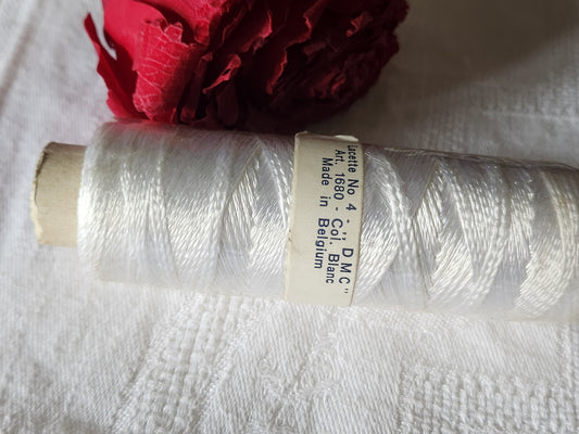 Grosse bobine ancienne fil "soie artificielle" rayonne broderie blanc  DMC