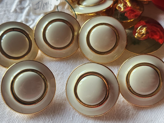 Lot 6 gros boutons vintage en metal émaillé creme 2,7 cm lourd ref 2338