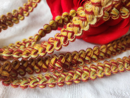 Galon vintage rouge vert jaune 3 m 80 sur 1,5 cm A3
