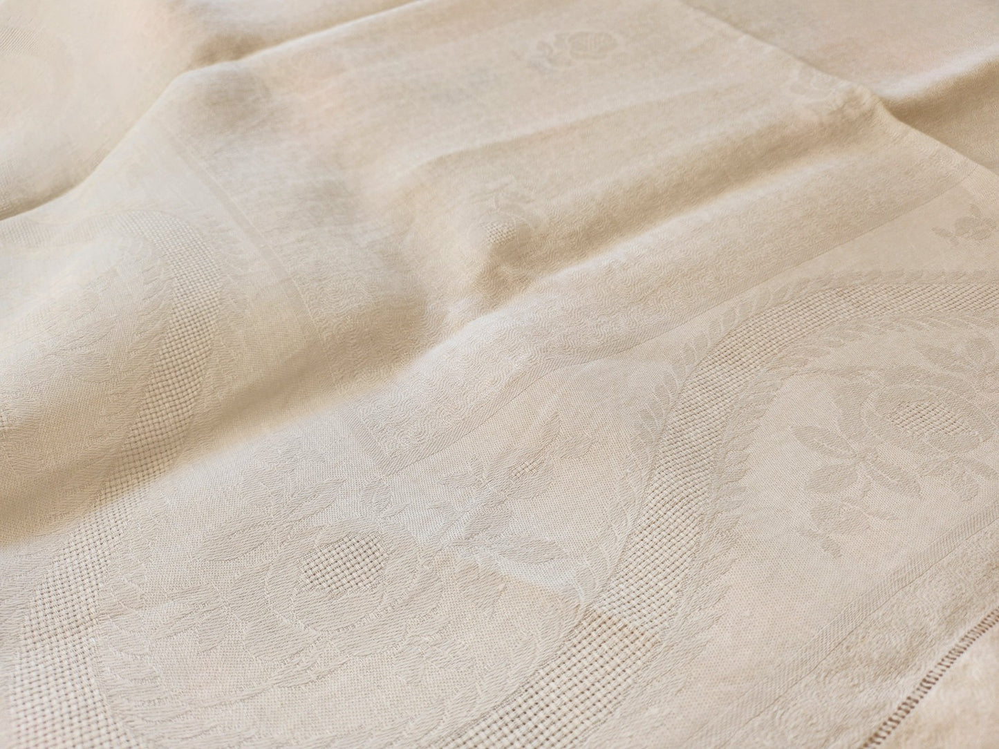 Ancienne nappe double monogramme H JK? sans doute jamais utilisé B6