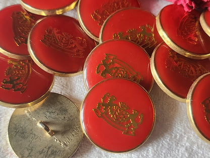 Lot 6  boutons vintage en métal doré rouge blason  pied 2,3 cm ref 5796