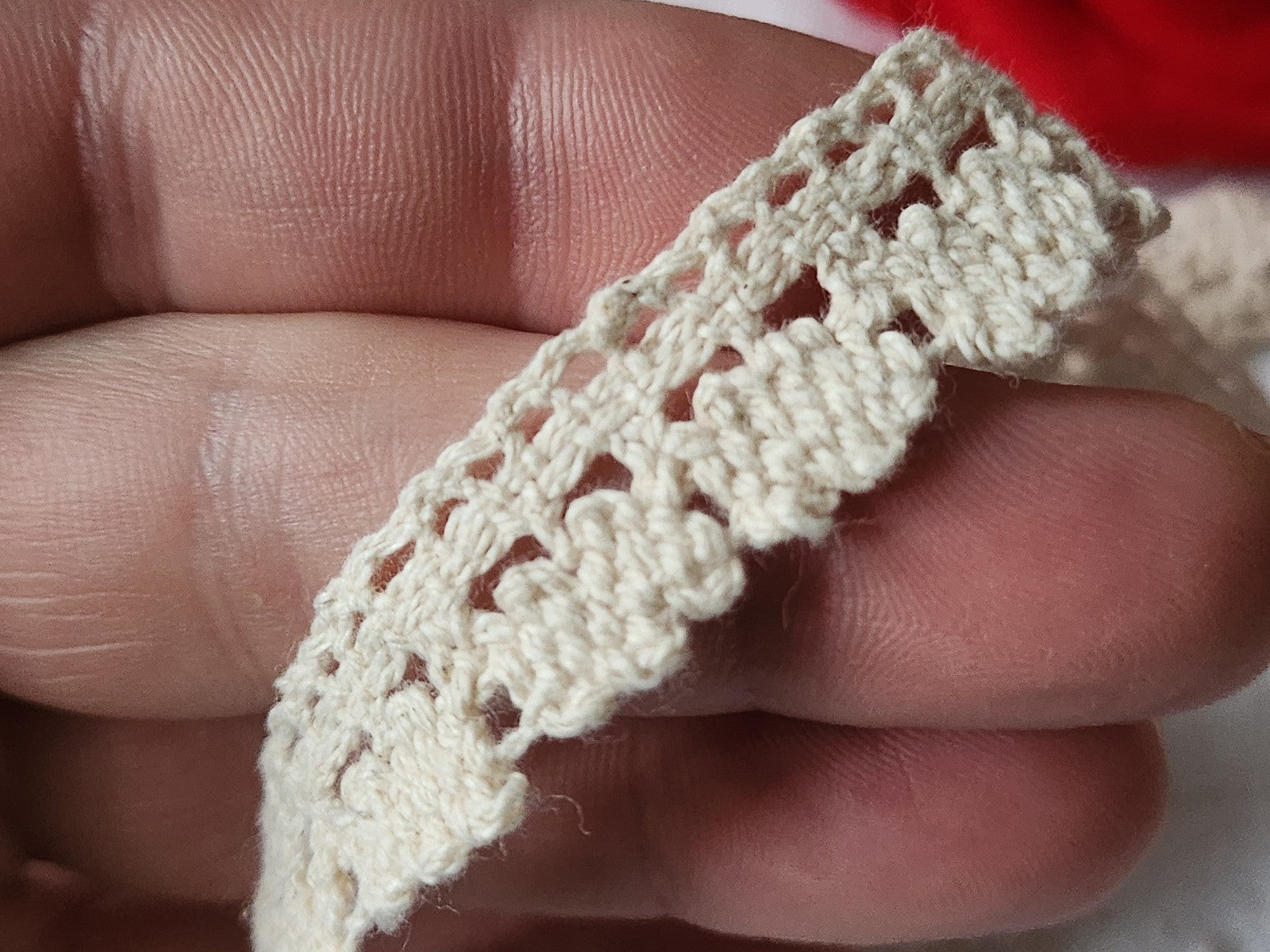 Dentelle  vintage écru beige  coton 5 métres sur 1,5 cm A3