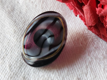 Bouton ancien en verre tigré gris  violet  1,6 sur 2,2 cm G3F