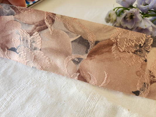 Large galon ruban vintage motif relief 6,5 cm au métre superbe B9