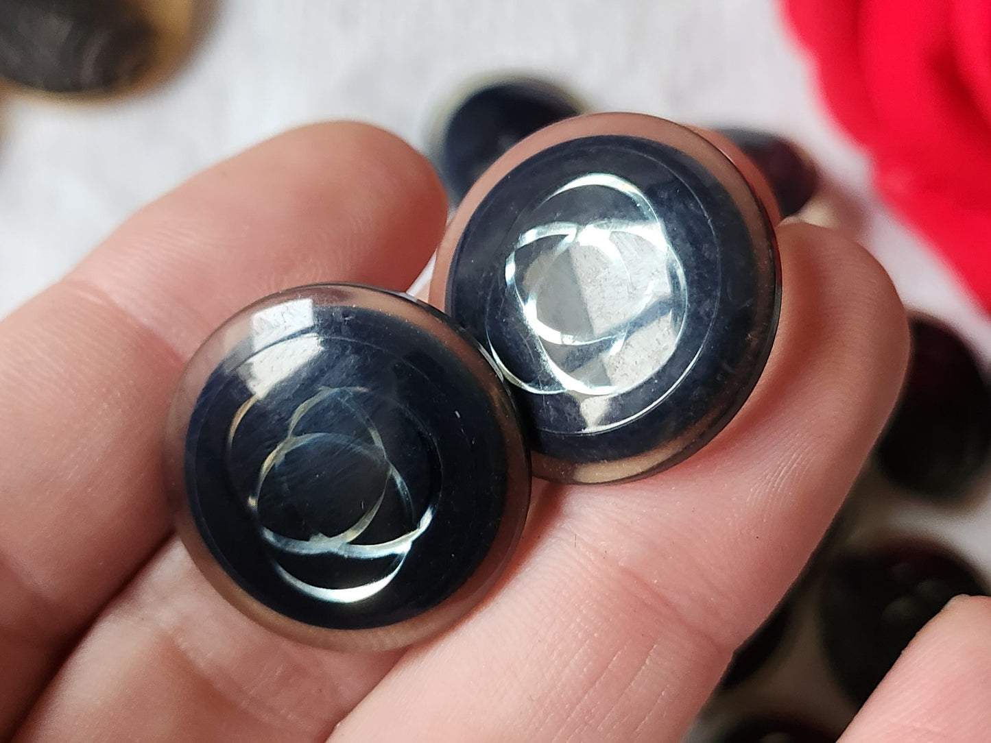 Lot 6 gros boutons vintage bleu inclusion argenté pied 2,5 cm ref 5554