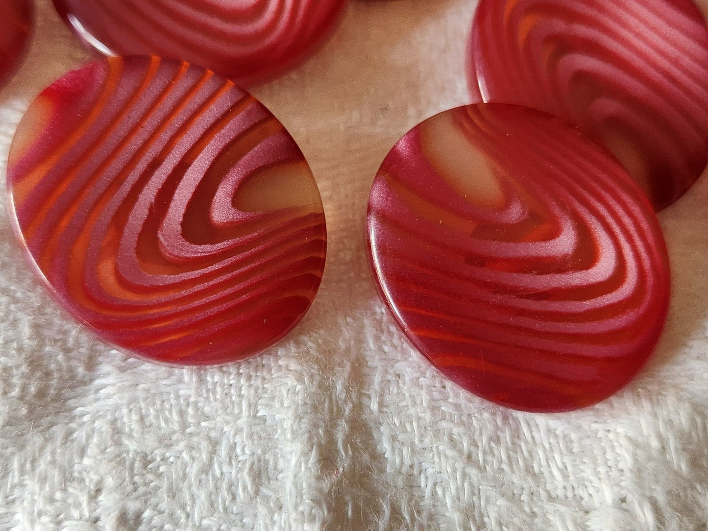 Lot 8 boutons vintage rose veiné ovale pied 1,9 sur 2,2 cm ref 2971