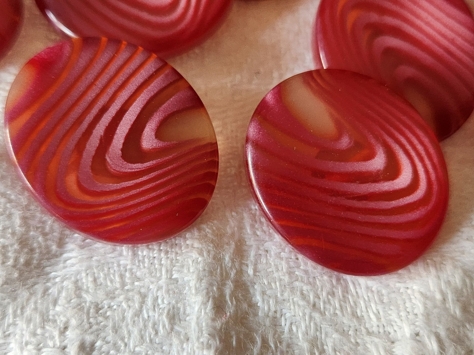 Lot 8 boutons vintage rose veiné ovale pied 1,9 sur 2,2 cm ref 2971