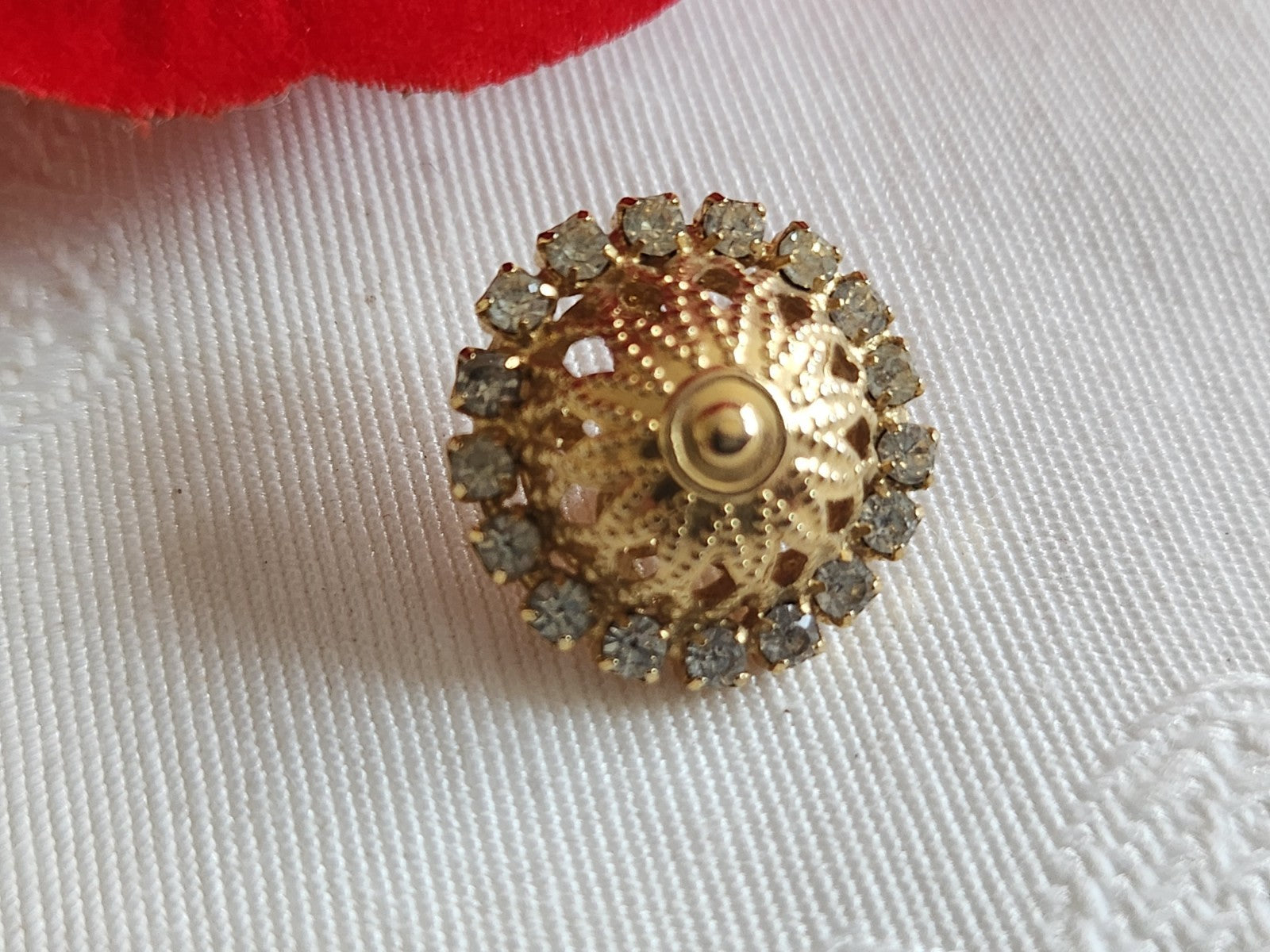 Bouton en métal doré dôme et strass en verre léger 16 mm ou 1,6 cm G12J