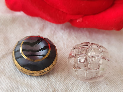 Duo boutons anciens en verre vintage violet  1,6 et 1,7 cm  G12L